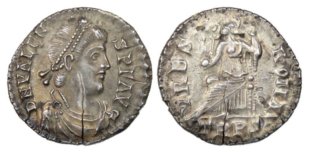 Lot 236: Valens siliqua,  Treveri, AD 367-375. Obverse: diademed, draped...