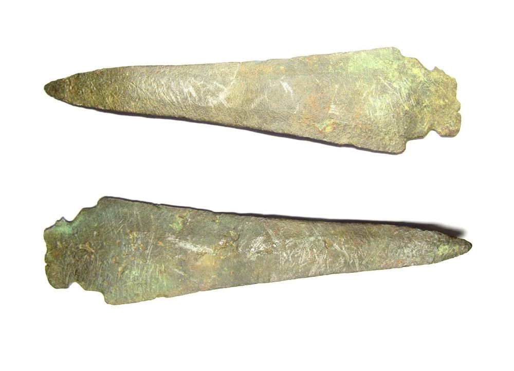 Lot 1008: Bronze Age Dagger or Dirk of Middle Bronze...
