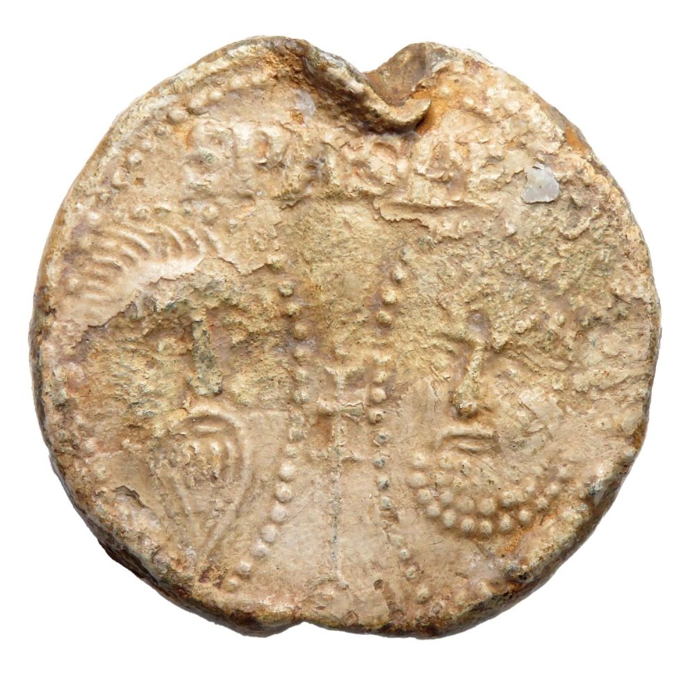 Lot 1056: Medieval Lead Papal Bulla, Pope Urban VI. Lead,...