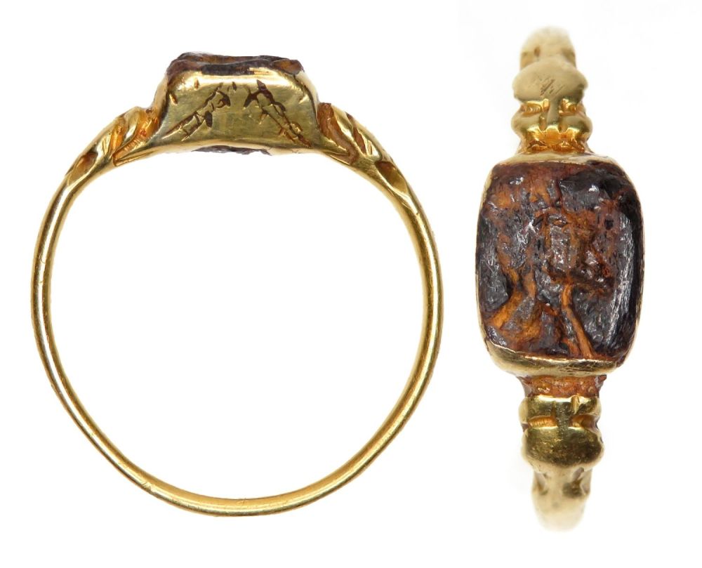 Lot 1095: 18th Century Gold Ring. 2.58g, diameter: 20.96mm, internal...