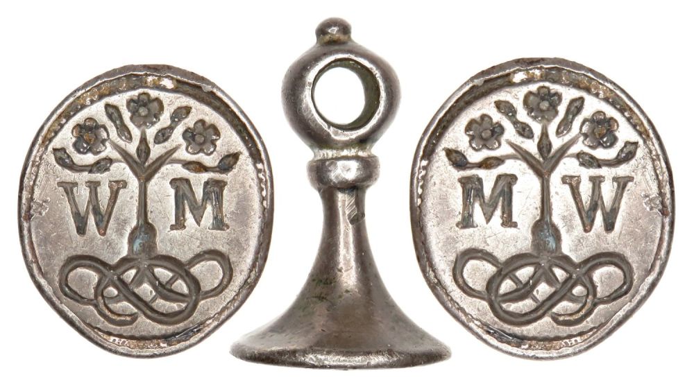 Lot 1106: Silver seal matrix. Circa 17th century AD. Silver,...