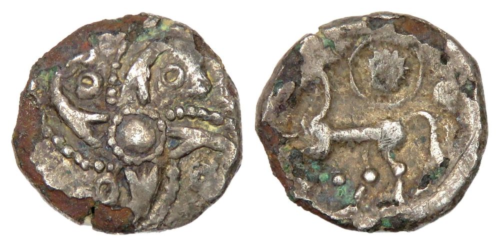 Lot 1130: Belgae 'Adam's Dragons' silver-plated unit c. 55-45 BC.