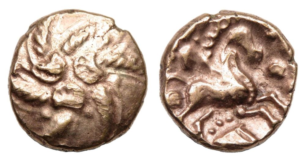 Lot 1139: Addedomaros Spiral Gold stater, c. 45-25BC. Obv: Six-armed...
