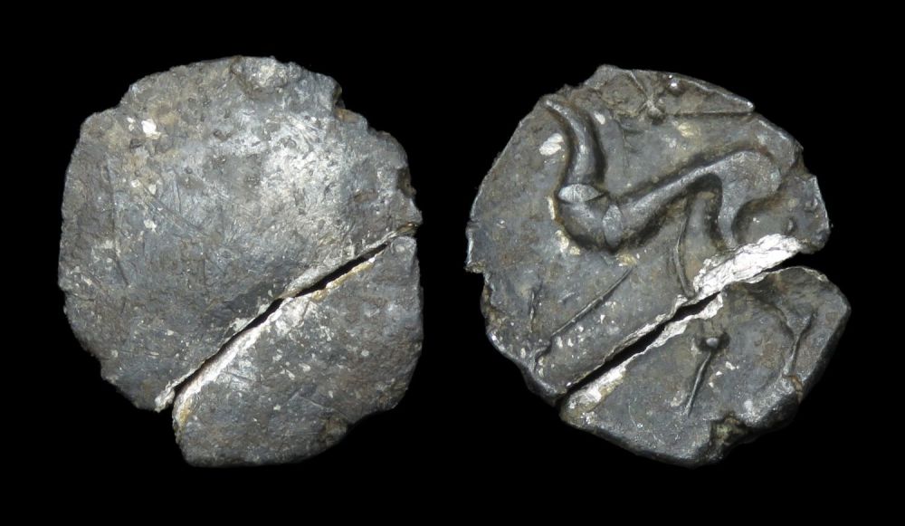 Lot 1141: Corieltavi Kite type silver unit, excessively rare. Obv:...