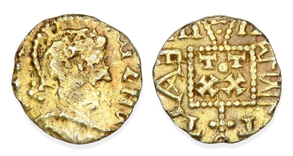 Lot 1145: Anglo-saxon Gold Thrymsa. Circa 650 AD. Pada type...