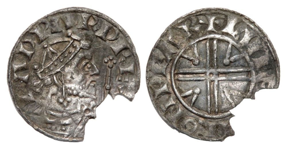 Lot 1167: Edward the Confessor penny. Pyramids type, circa 1065-6...