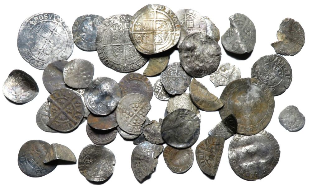 Lot 1223: Hammered silver coin group, 43 coins from medieval...