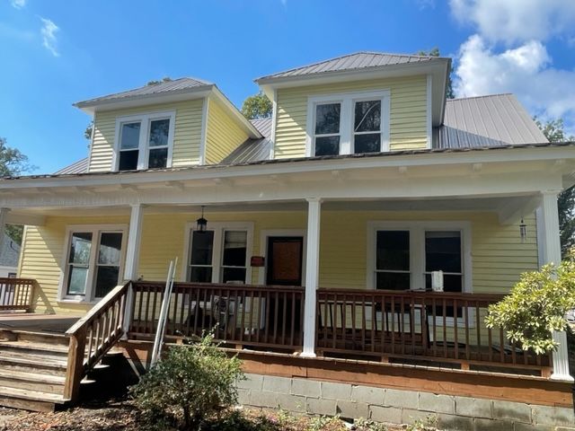 Estate Georgia | 345 N. Oliver St. Elberton, GA 30635  - 7BR-2BA