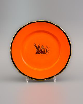 Тарелка с необычным сюжетом «Поджог барской усадьбы». СССР, Дулевская фабрика им. Правды 