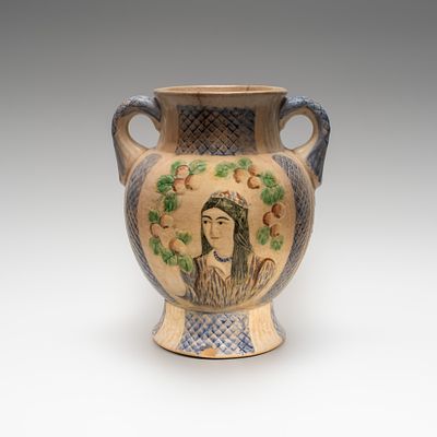 Ваза «Узбечка с персиками и узбек с хлопком". Автор модели и росписи: Исидор Григорьевич 