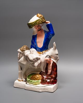 Скульптурная композиция «СТАРЫЙ ГОРОД». Автор модели: Исидор Григорьевич Фрих-Хар (1893-1978). 