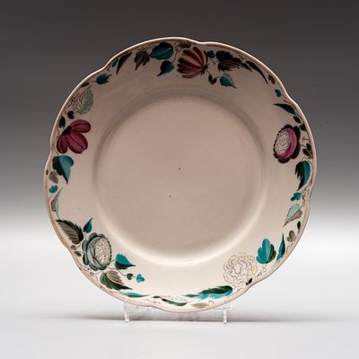 Тарелка с цветочным декором, роспись Фризе по рисунку Чехонина. НГФ, Волхов, 1924 год. 
Фарфор 