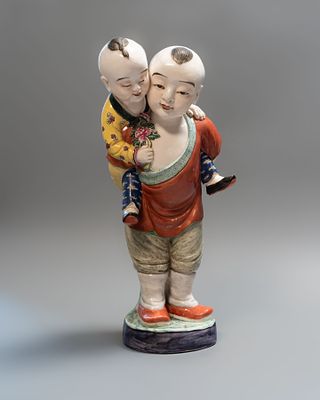 Большая скульптурная композиция «Счастливые китайские мальчики». Китай, вторая половина 20 