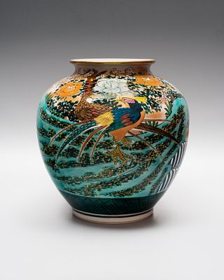 Большая авторская ваза &laquo;Золотые фазаны&raquo;. Мастер: Сирю. 
Япония, вторая половина 20 века. 