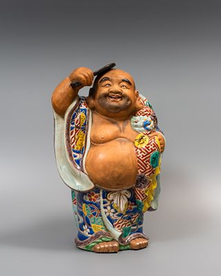 Большая скульптура &laquo;Хотэй&raquo;. Япония, 1880-1900-е годы. 
Керамика, надглазурная роспись эмалями и 