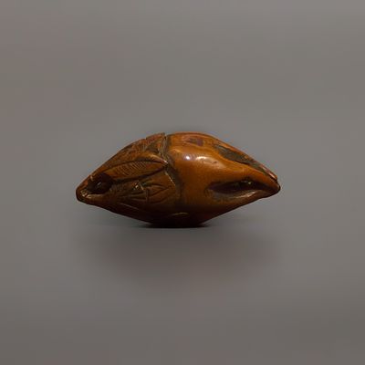 Нэцкэ &laquo;Пальцы будды&raquo;. Япония, 18 век. 
Дерево, резьба. 
Высота: 4,5 см. 
Состояние: 