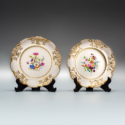 Пара декоративных тарелок. Россия, Санкт-Петербург. 
ИФЗ, 1825-1855 гг. 
Фарфор, надглазурная 