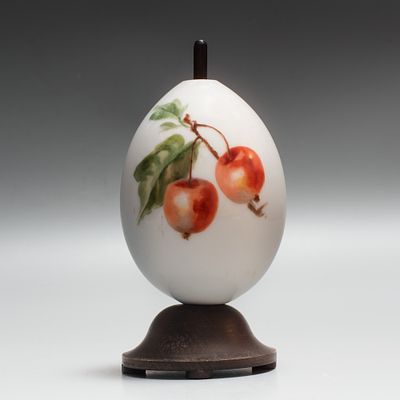 Яйцо пасхальное с изображением ветки с райскими яблоками. Санкт-Петербург, Императорский 