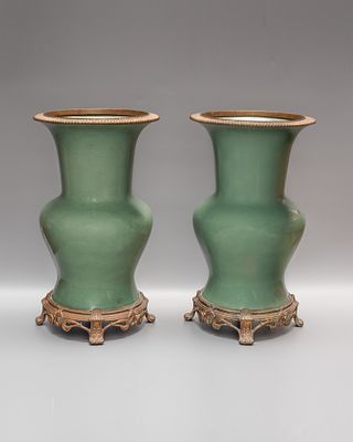 Парные селадоновые вазы в монтировке. Китай, 19 век (династия Цин, 1644-1911), 
монтировка – 