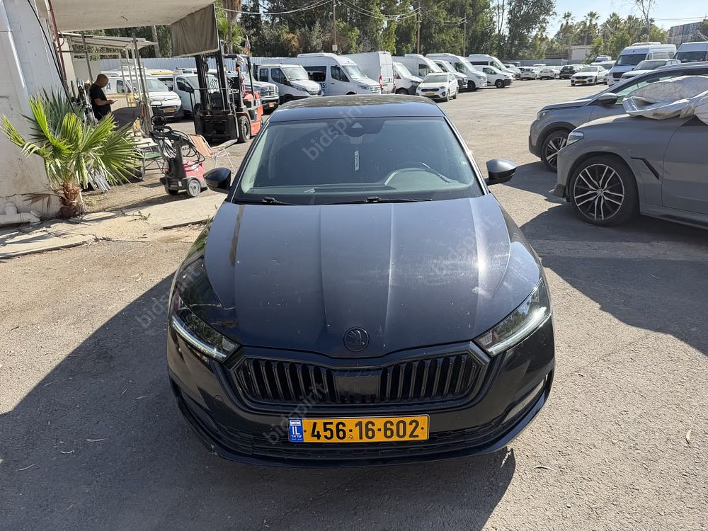 פינקלשטיין חננאל, משרד עורכי דין | 2 רכבים מכונס נכסים
