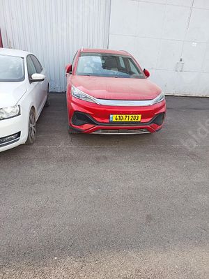 בי. ווי. די ATTO 3 מודל 2023. יד נוכחית: שנייה, בעלות נוכחית: פרטי. תיבת הילוכים: אוטומטי
צבע: 