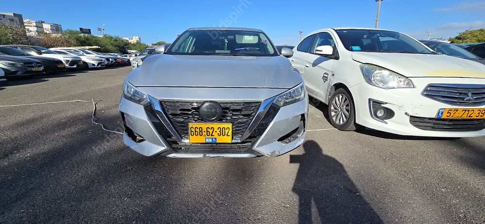 ניסאן סנטרה סדאן מודל 2021. 191,640 ק"מ