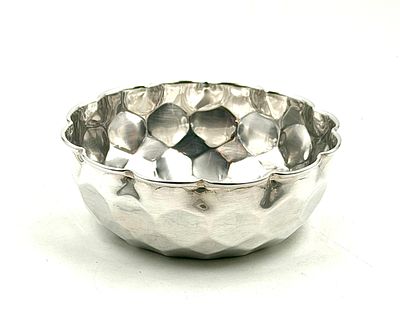 Handmade Italian silver bowl, Vicenza (VI), hammered design – 925 sterling silver. Elegant 