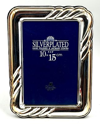 Silverplated Photo Frame – Hand Polished & Lacquer Coated – For 10×15 cm Picture – New in Box. El 