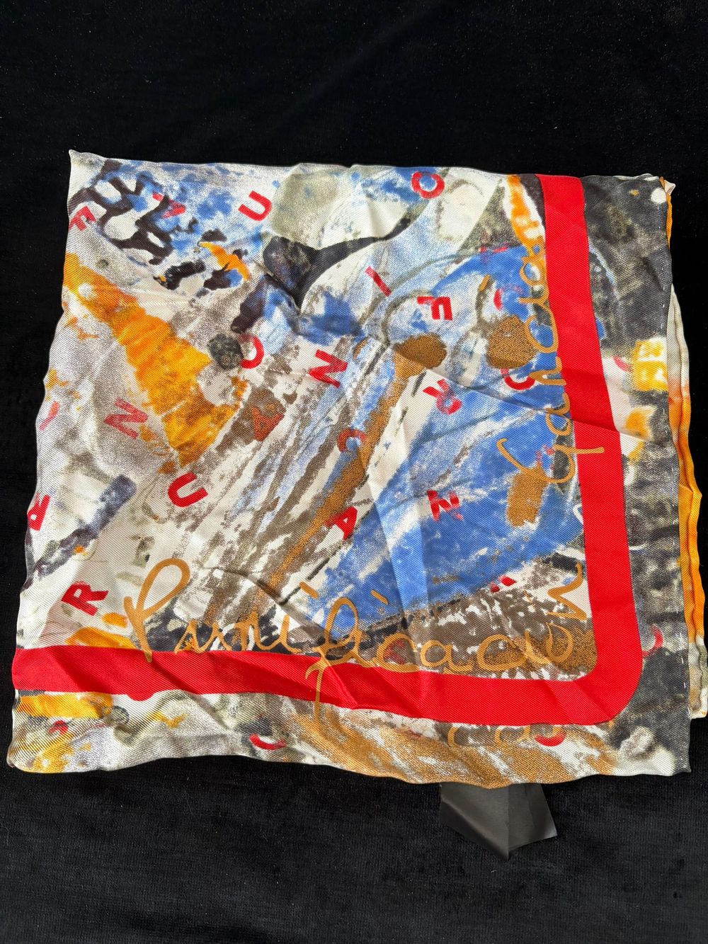 Fertini | Auction 130 | Vintage Scarf Auction
