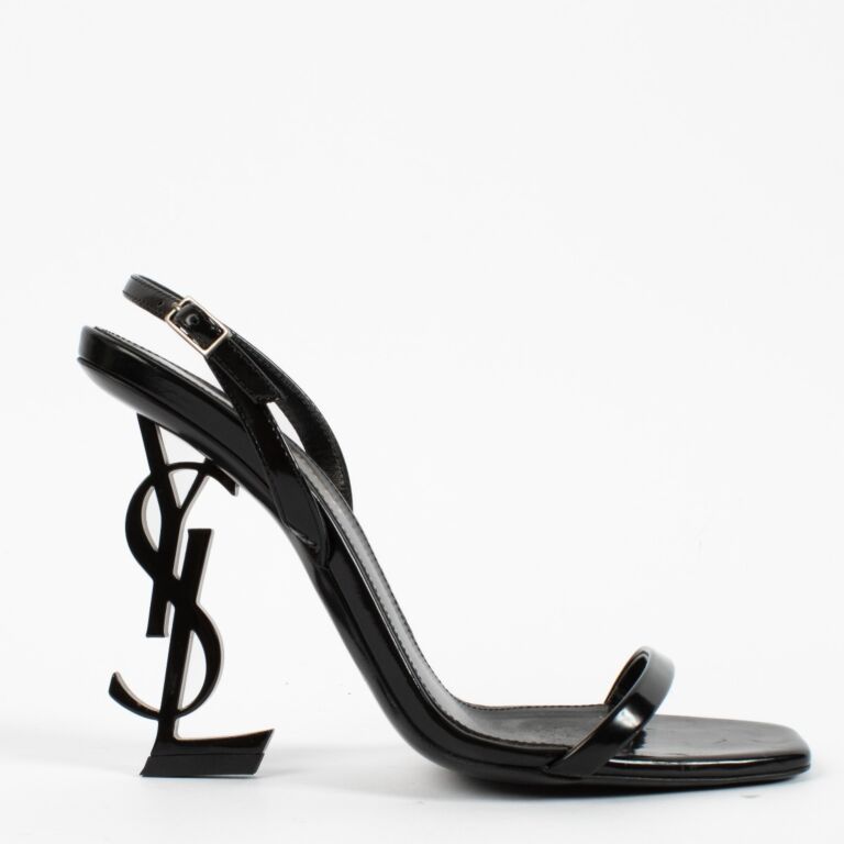 Fertini | Auction 136 | Auction Bags