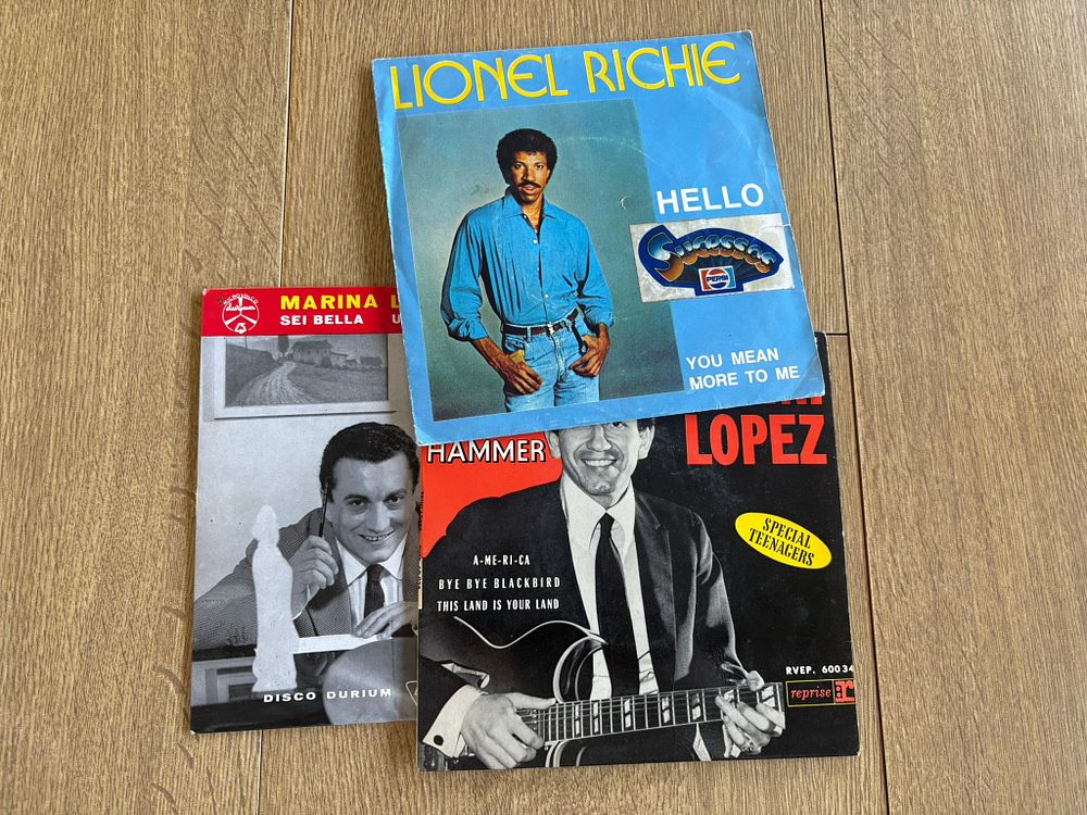 Fertini | Auction 223 | Auction of Vintage Items