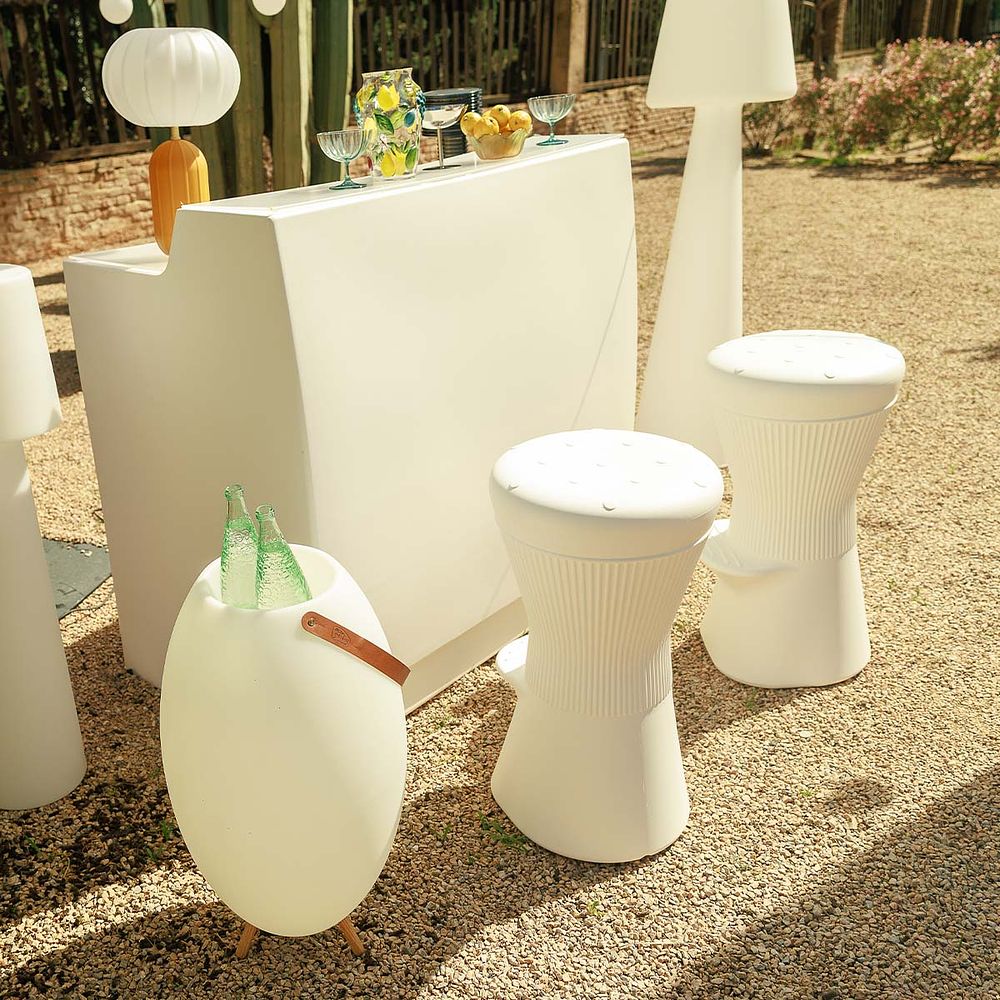 Fertini | Auction 339 | Auction of Outdoor Furniture