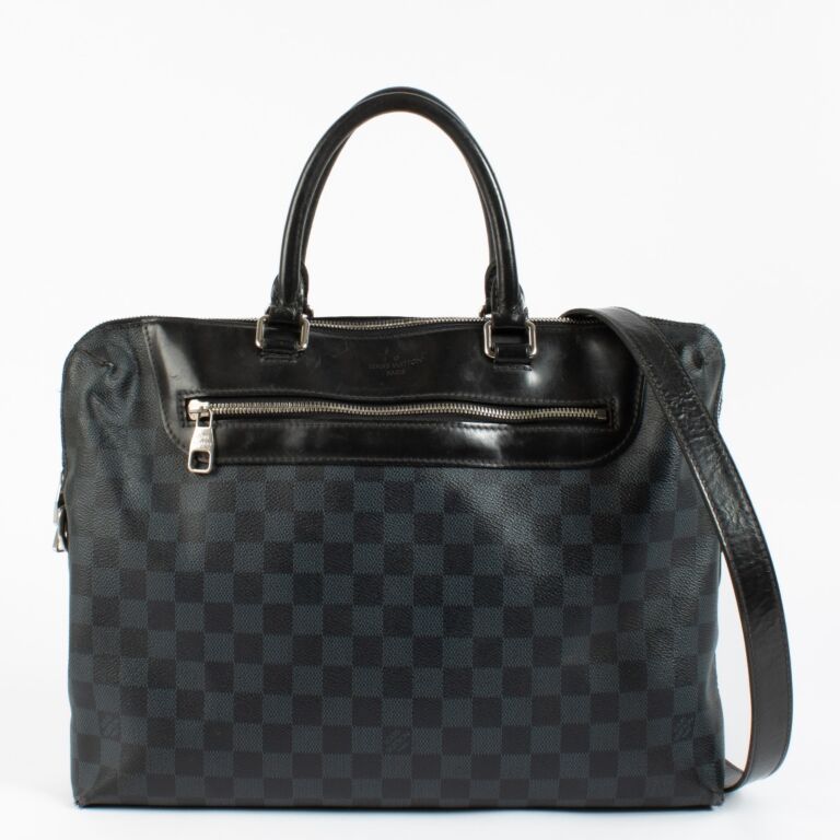 Louis Vuitton Damier Cobalt Porte-Documents Jour Bag. Smart and stylish, the Louis Vuitton 