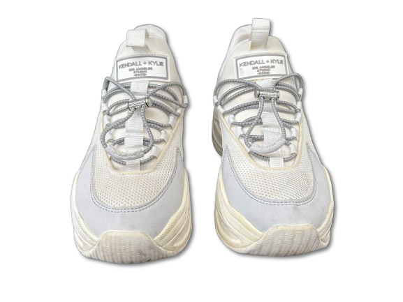 Kendall + Kylie Sneakers. Kendall + Kylie sneakers size 37. Excellent condition.