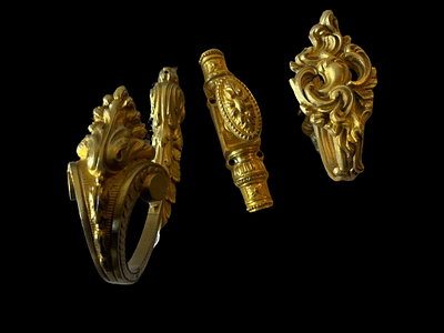 Handles. Bronze door handles.
French
Sec. XIX
Signs of Use.