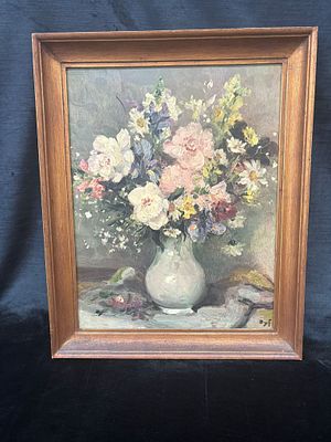 Screen Print. Signed still life screenprint (author unknown) with gilded wooden frame. Signs of use.