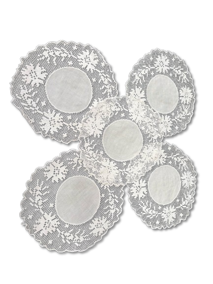 Set of 5 Linen and Lace Napkins. Set consisting of 5 linen and lace doilies. Signs of use.