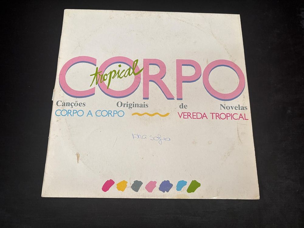 Vinyl Record Compilation. Vinyl record of music compilation Side 1 - Jo&atilde;o Bosco, Zizi Possi 