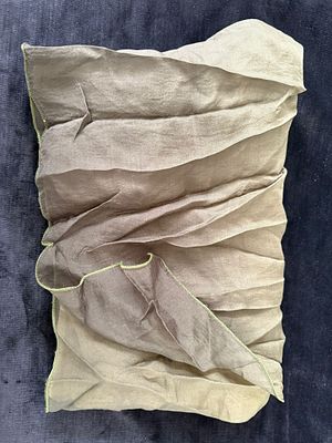 Scarf. Polyester scarf. Signs of use. 
.