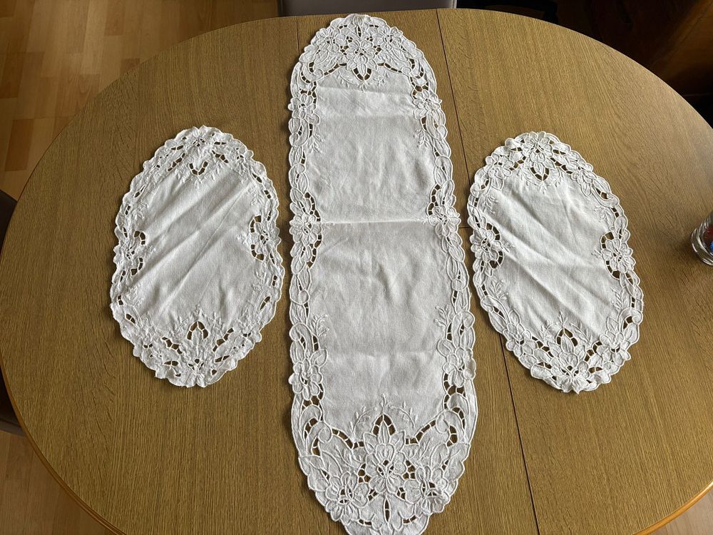 Set of 3 Embroidered Linen Napkins