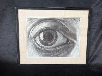 Screen Print. Silkscreen title "Eye" dated 1946. With black lacquered wooden frame. Signs of use.