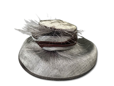 Chap&eacute;u de Cerim&oacute;nia marca NEIMAN MARCUS. Chap&eacute;u vintage de cerim&oacute;nia estilo ingl&ecirc;s em veludo. 