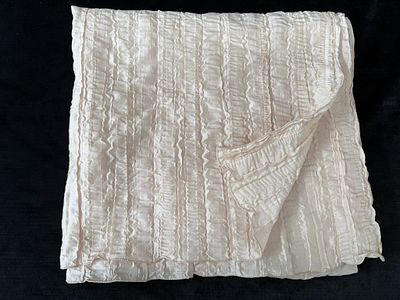 Echarpe Longa em poli&eacute;ster. Sinais de uso.