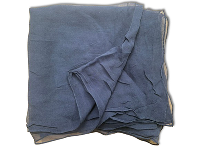 Len&ccedil;o em poli&eacute;ster . Sinais de uso.