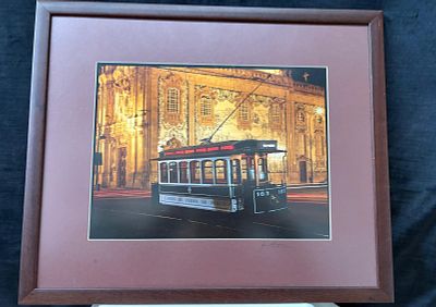 Serigrafia o el&eacute;trico do Porto. Assinada e datada. Sinais de uso.