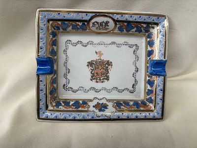 Decorative Items. Porcelain ashtray with coat of arms.