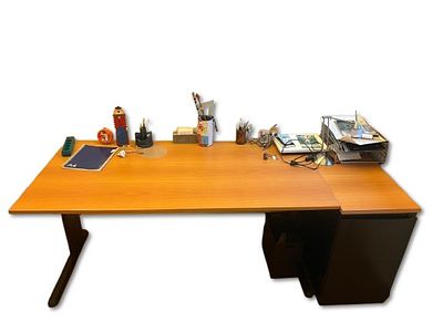 Office Desk. Office desk with wooden top and metal frame. Includes a case with 4 drawers. In 