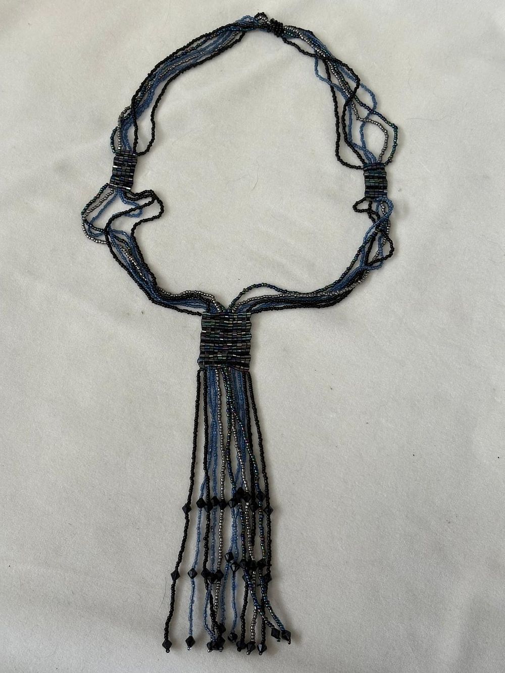 Necklace. Beaded necklace. Signs of wear.