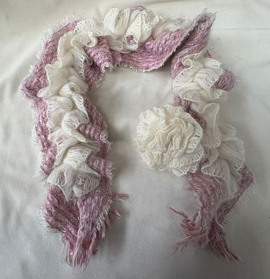 Scarf. Wool scarf with pink clasp and safety pin. Signs of wear.