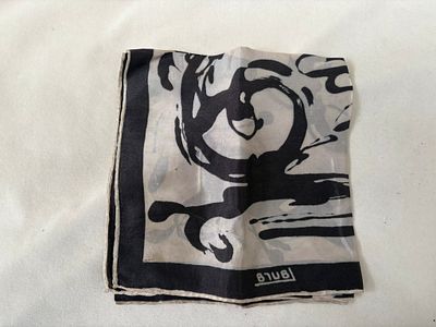 Scarf. Silk scarf with a pattern. Signs of wear.
